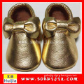 Factory hot selling wholesale China supplier oem size moccasins cow leather low price gold baby shoes